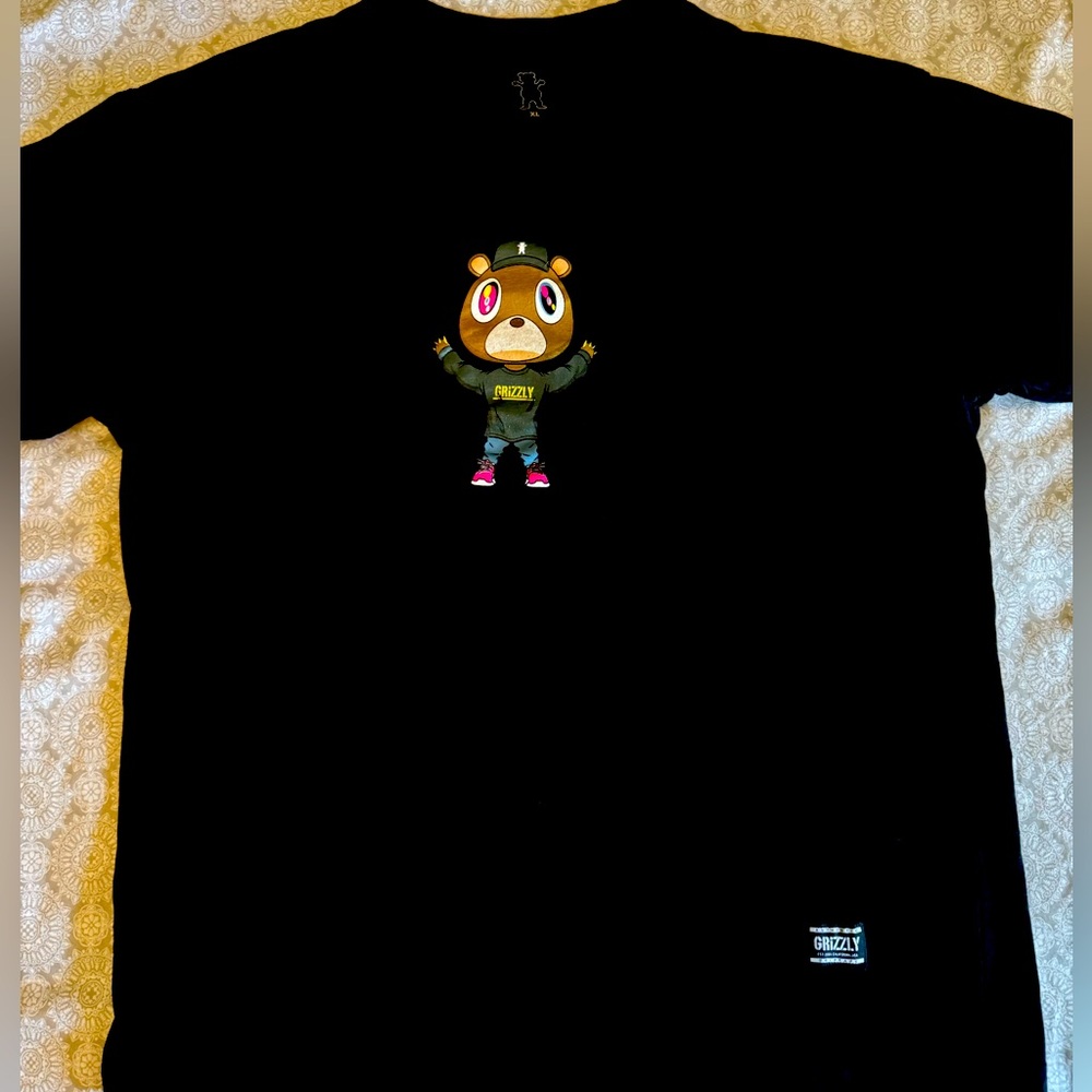 Grizzly Brand T Shirt. Black with bear logo. XL